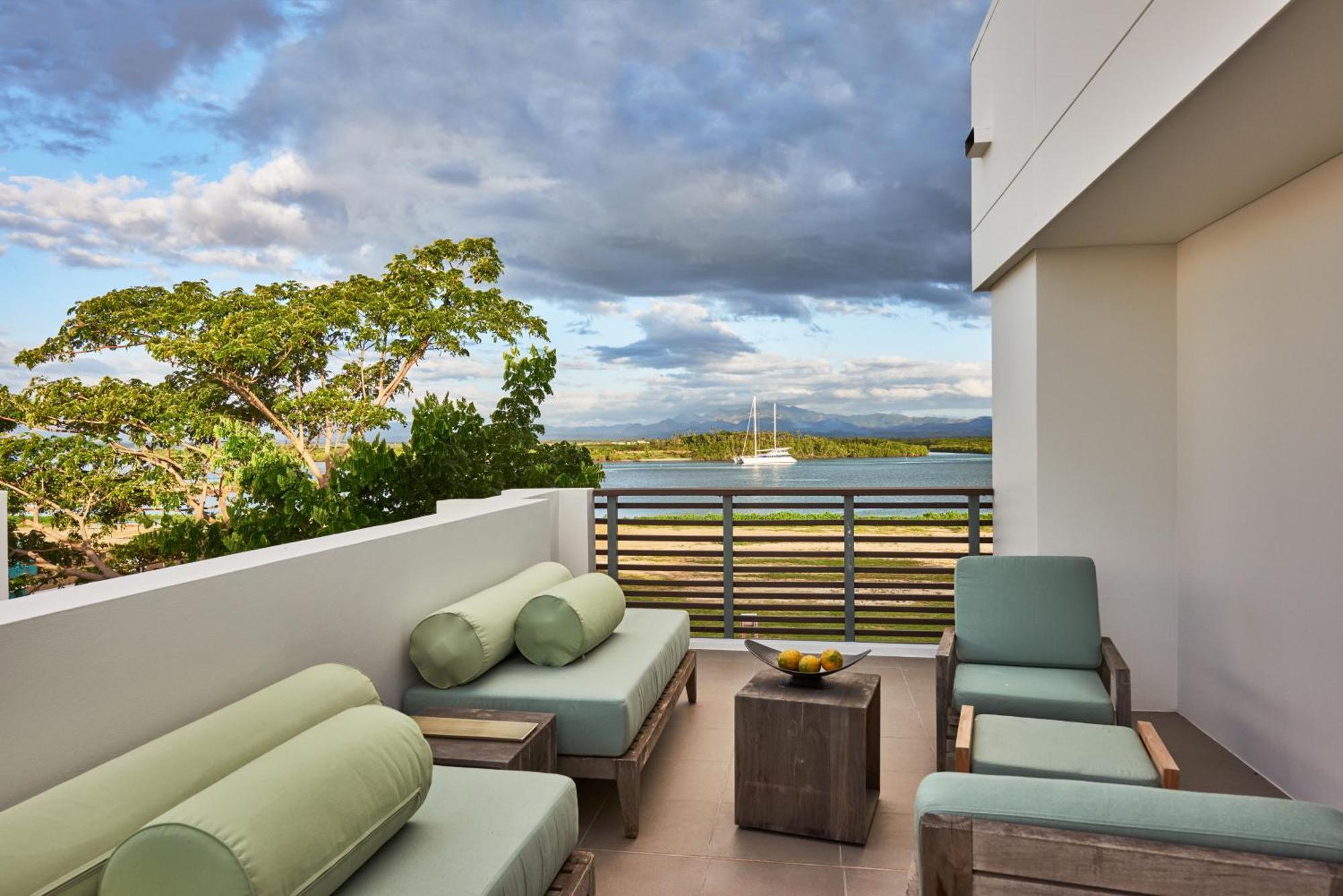 Hilton Fiji Beach Resort And Spa Denarau Island Exterior foto View from a private balcony at the Ritz-Carlton, San Juan